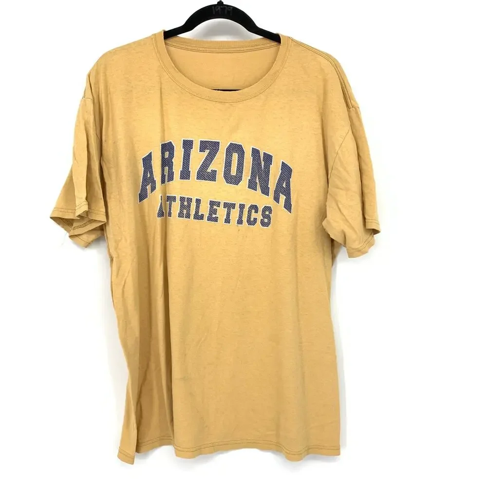 VTG Arizona Athletics Crew Neck Short Sleeve T-Shirt Mens Sz L Yellow Distressed